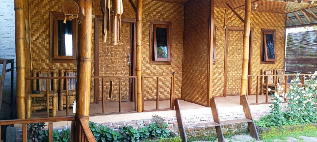 Mysha Guest House-Lombok เตเตบาตู ภายนอก รูปภาพ