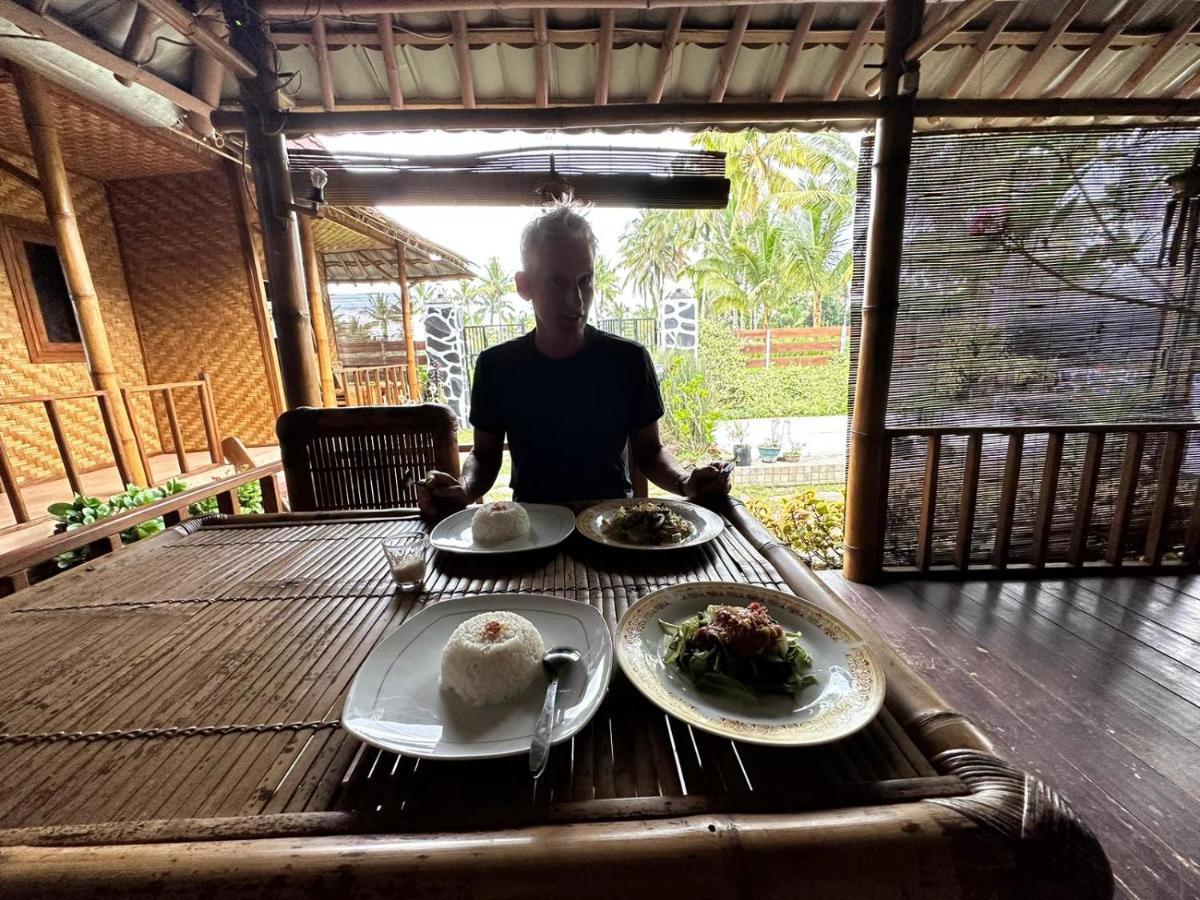 Mysha Guest House-Lombok เตเตบาตู ภายนอก รูปภาพ